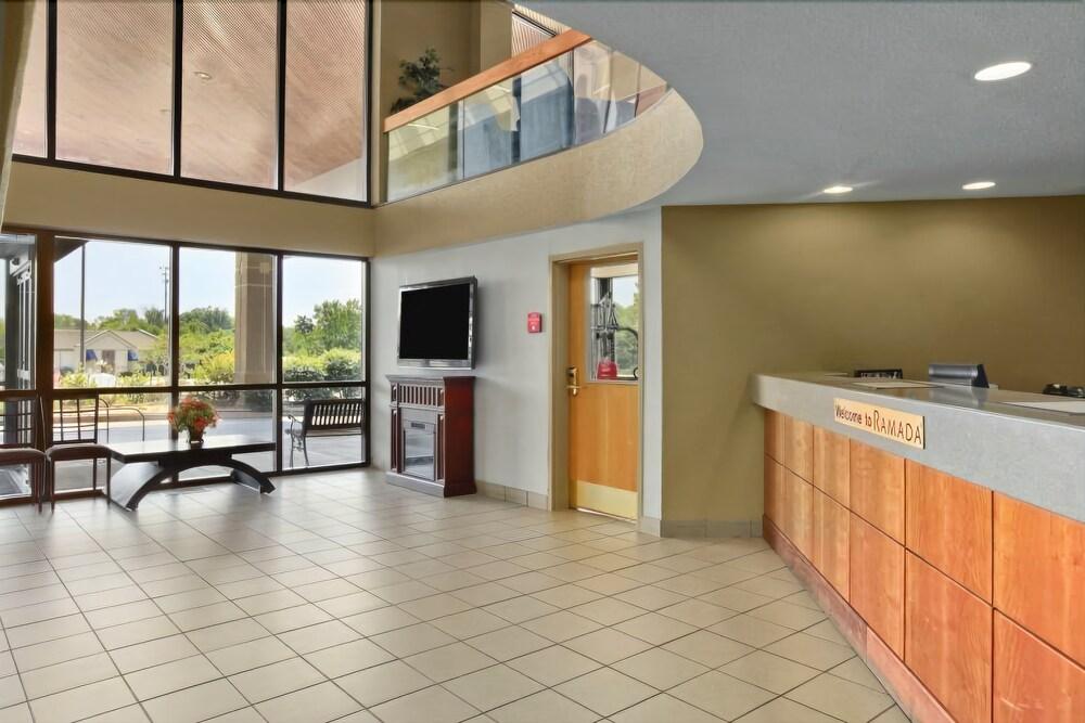 מלון ווסטרוויל Ramada By Wyndham Columbus North מראה חיצוני תמונה