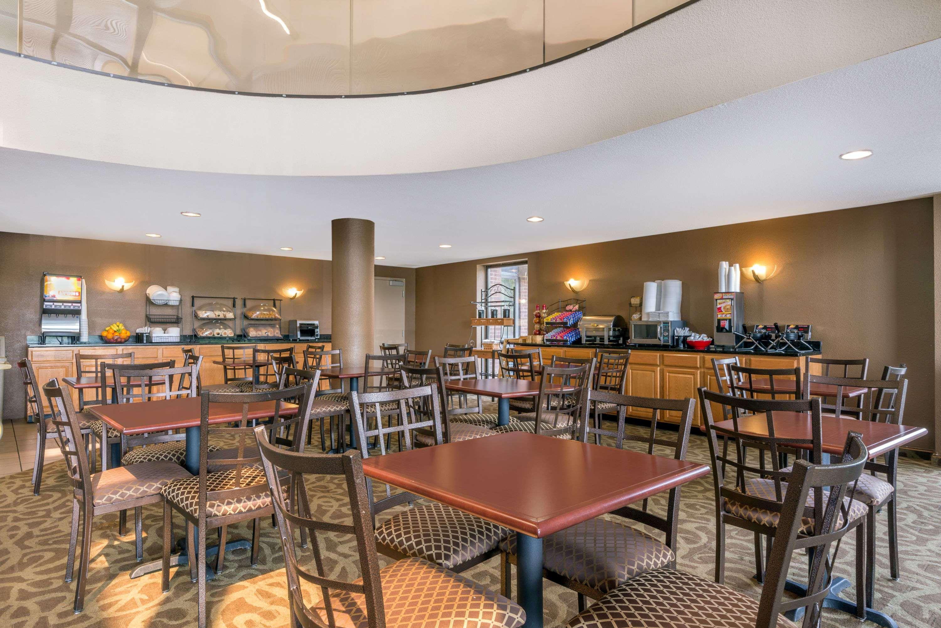 מלון ווסטרוויל Ramada By Wyndham Columbus North מראה חיצוני תמונה